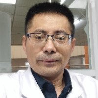 鹿成医生