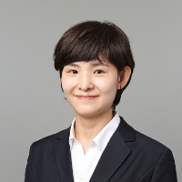 胸假体用手捏，会不会被手捏爆？
