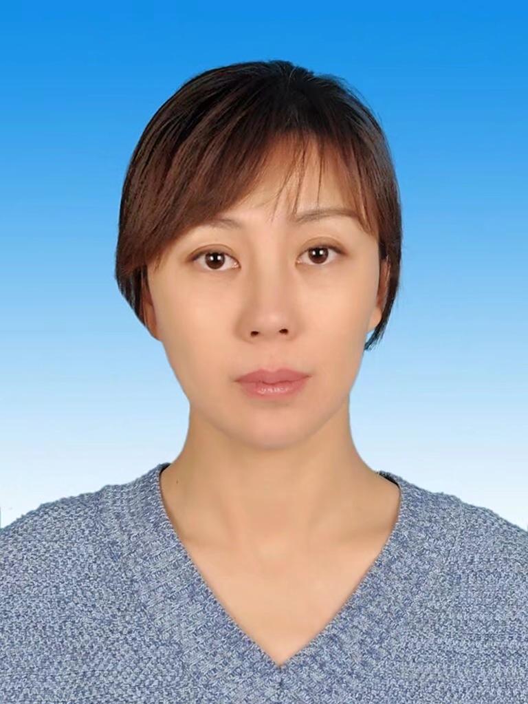 周蕾