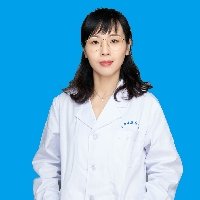 黄莉