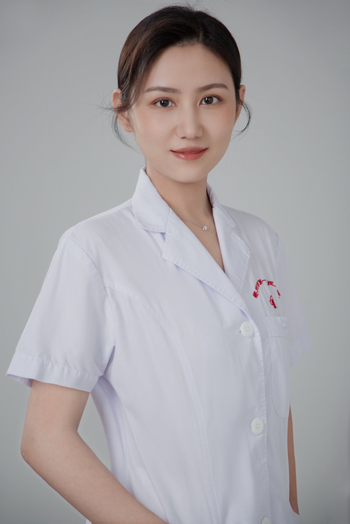 肖瑶