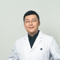周佳男