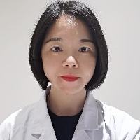 黄静
