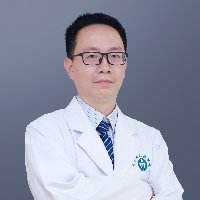 丘伟中