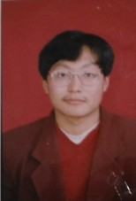 李伟