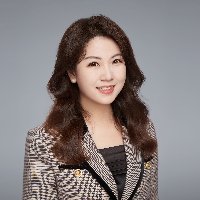 何雅億