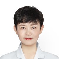 梁英