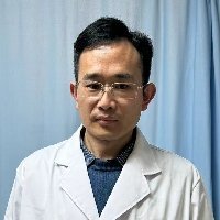 张国富