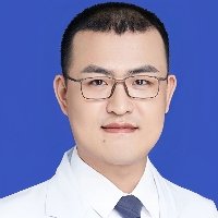 梁青壮医生