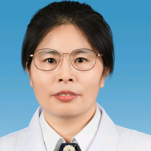 叶德英