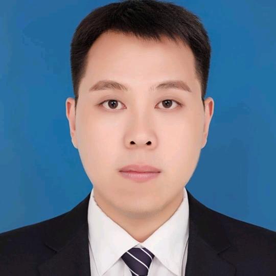 公振华
