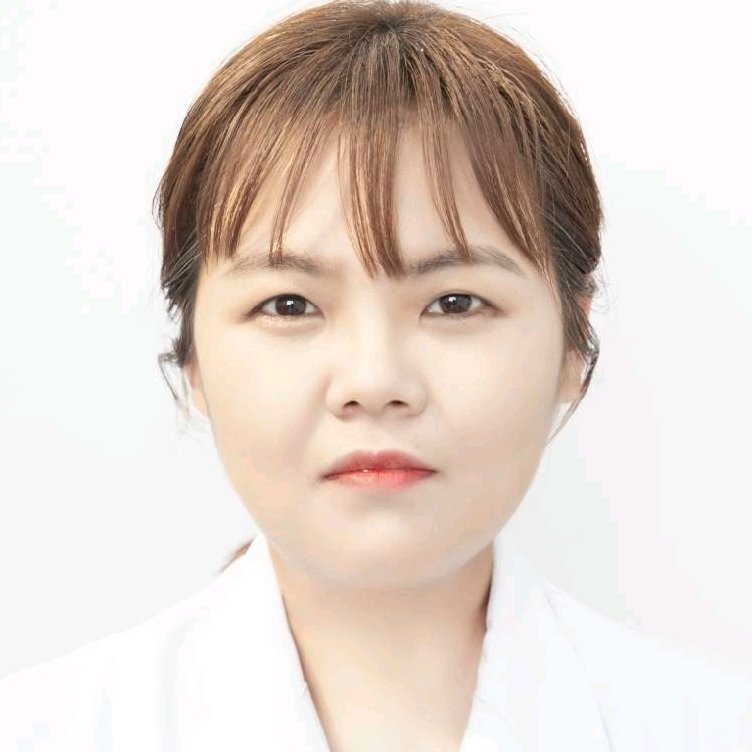 杨娅男