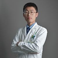 任哲