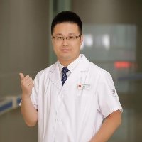 李文华医生