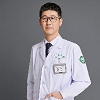 戴宏伟