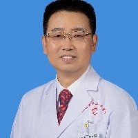 何飞平
