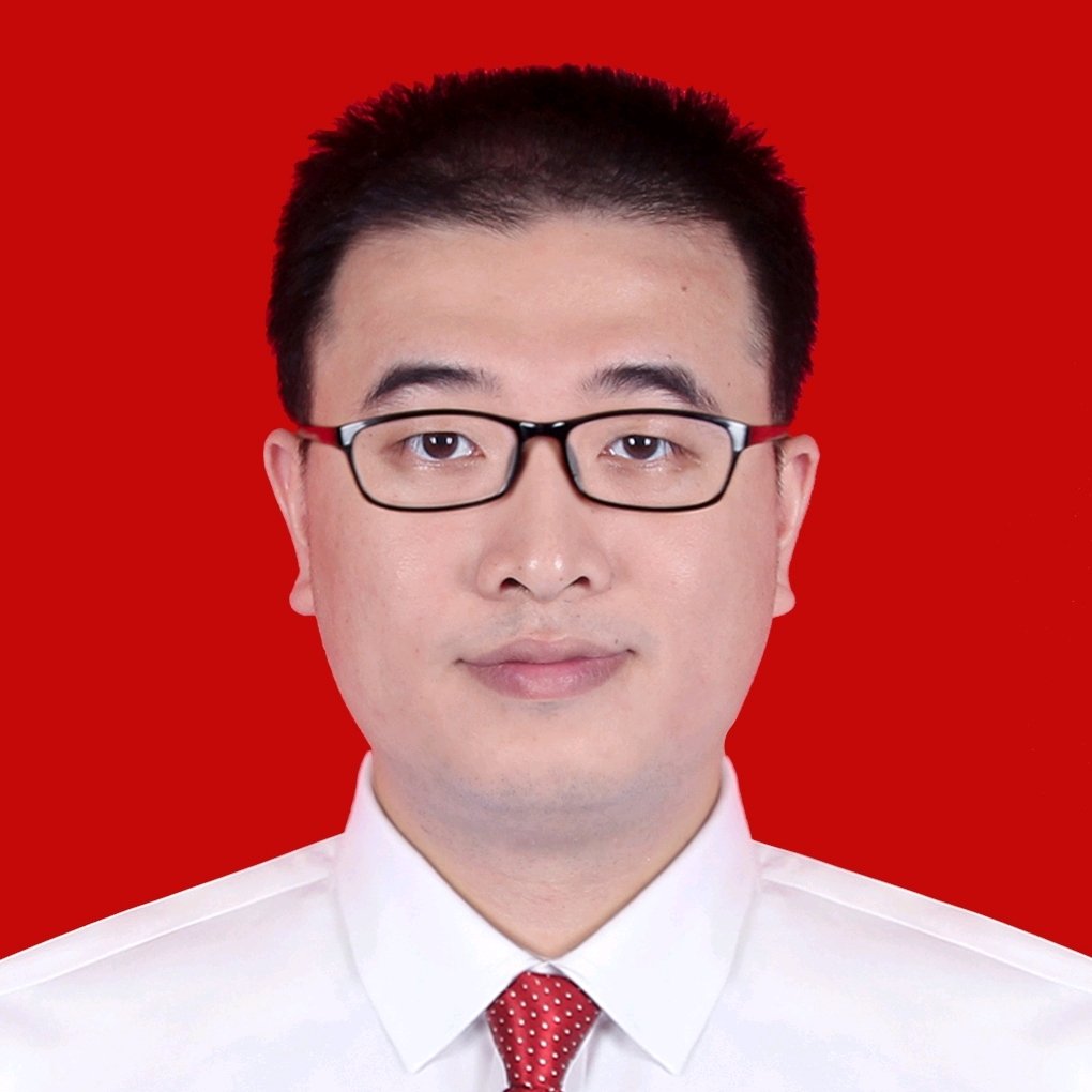 梁秋龙