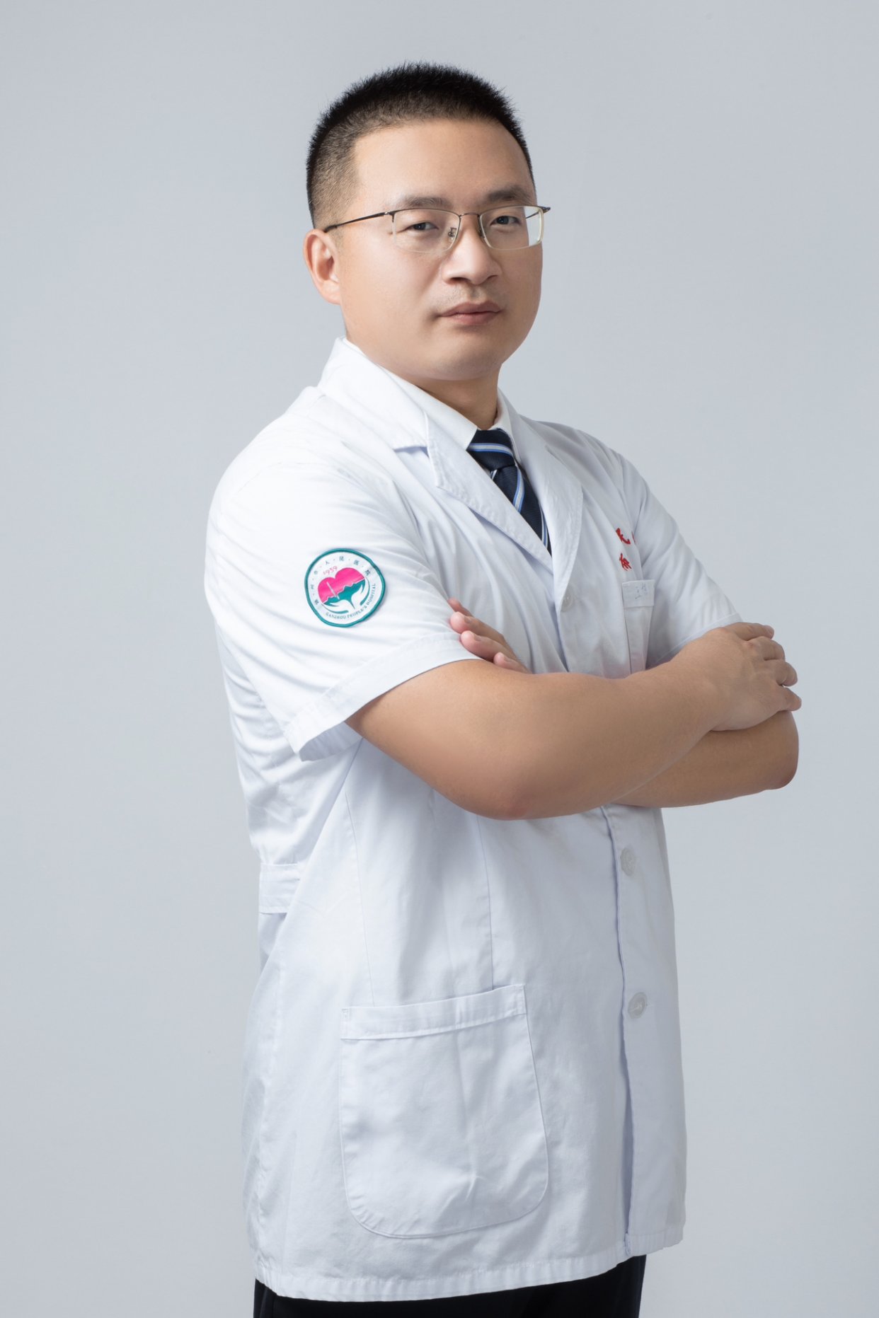 王栋医生