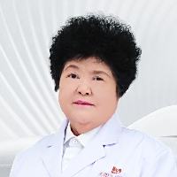 董萍