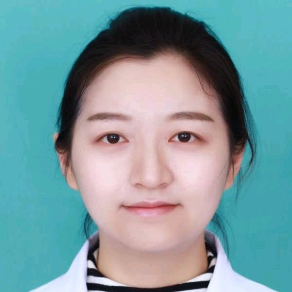 李爽