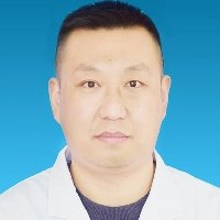 李光伟