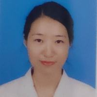 李薇