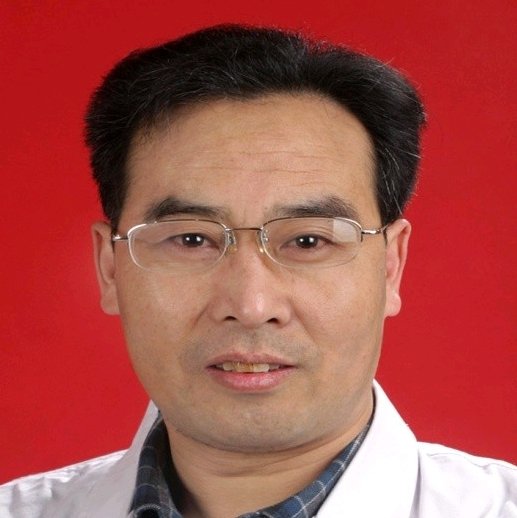 何明伍