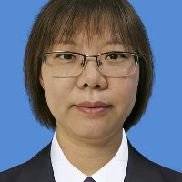 李艳艳