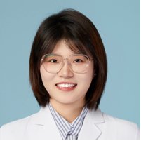 李萌