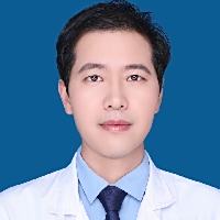 白云潇