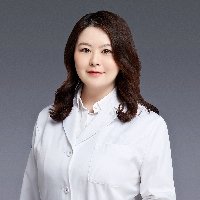 邱静怡