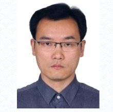 李伟