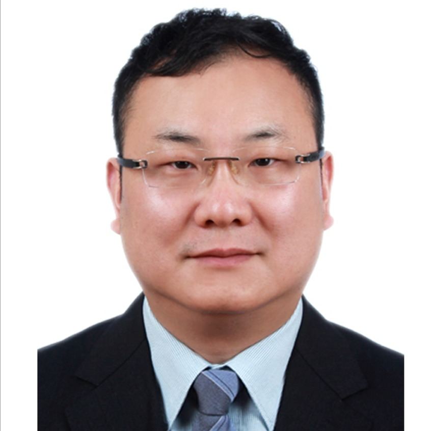 吴群