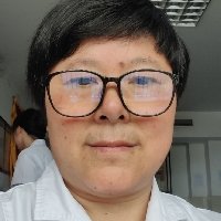 陈英