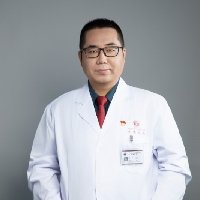 李大伟