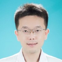 潘炟