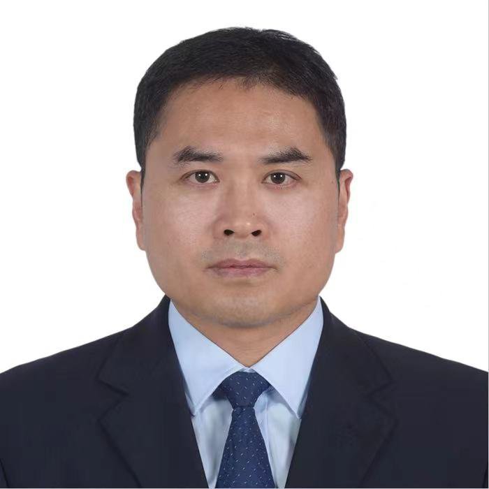 王英华