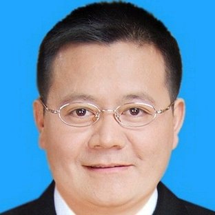 张龙久