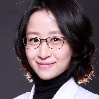 张莉