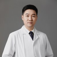 王亚磊