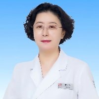 佟林林