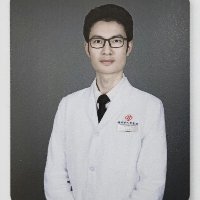 罗宇峰