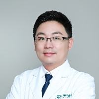 梁龙