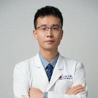 史尉利