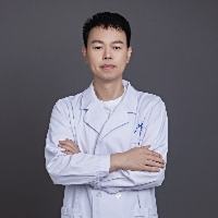 张振江