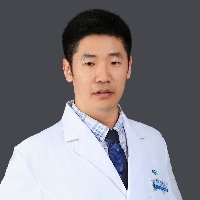 李玮