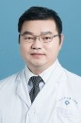 张震