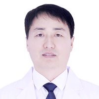 李一龙
