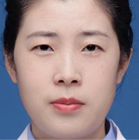 李芳