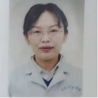李芳